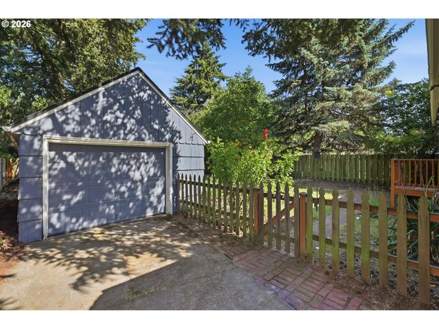3212 Se 74TH Ave, Portland, OR 97206