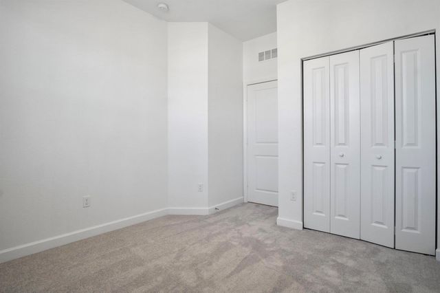 381 SE CROSSOAK Lane, Port St. Lucie, FL 34984