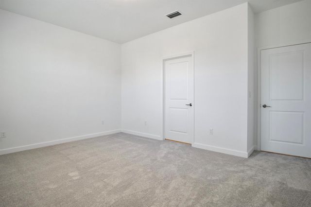 381 SE CROSSOAK Lane, Port St. Lucie, FL 34984