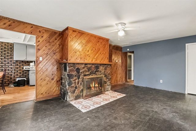 30925 Beverly Road, Romulus, MI 48174