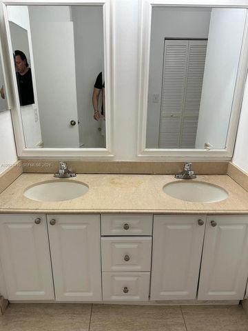 11090 Baybreeze Way, Boca Raton, FL 33428