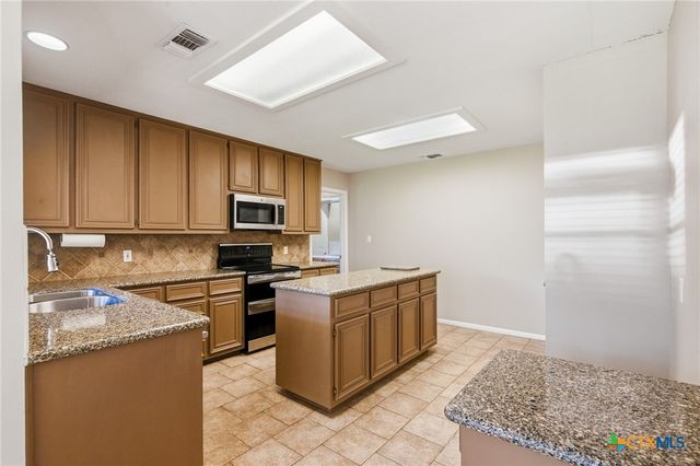 309 Dunbar Drive, Victoria, TX 77904