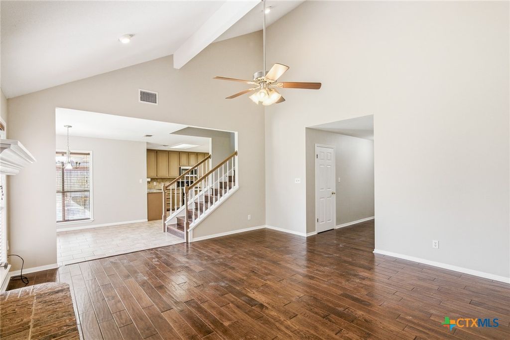 Image 14 of property listing at 309 Dunbar Drive, Victoria, TX 77904