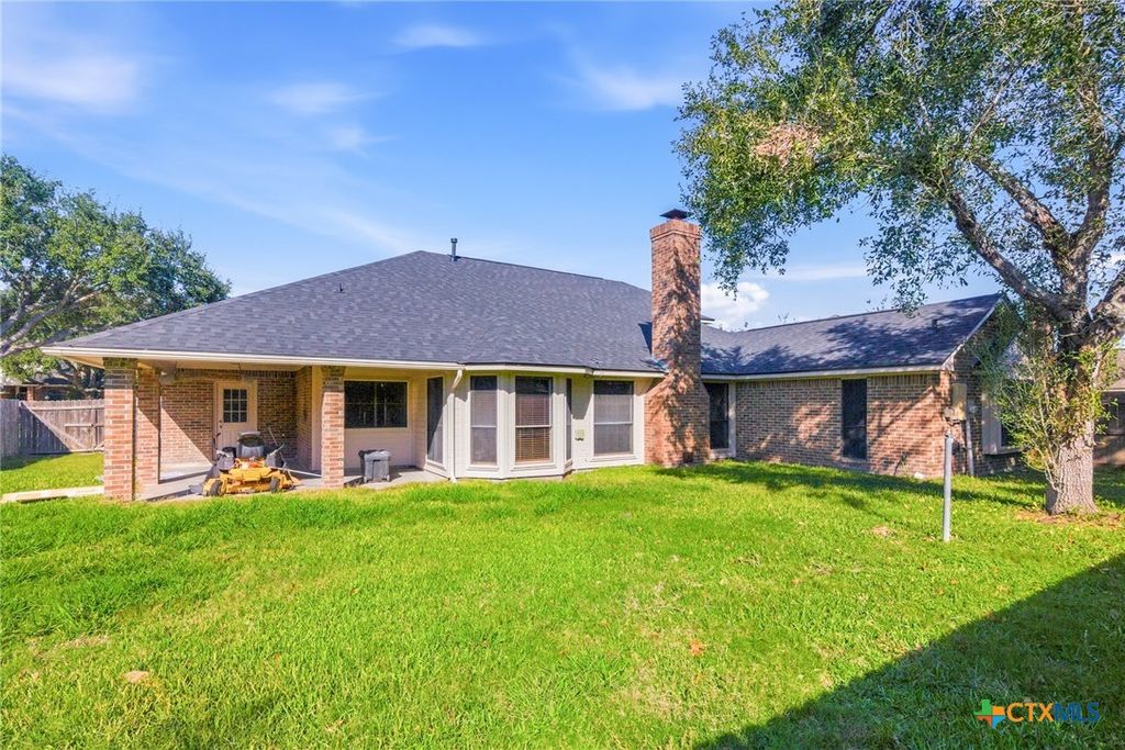 Image 41 of property listing at 309 Dunbar Drive, Victoria, TX 77904