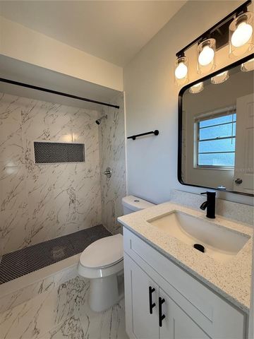 7320 ANSTEAD CIRCLE, Orlando, FL 32810