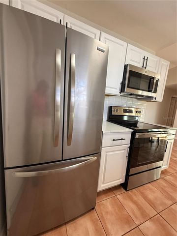 7320 ANSTEAD CIRCLE, Orlando, FL 32810