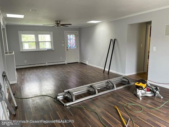 37 Lighthouse Drive, Waretown, NJ 08758