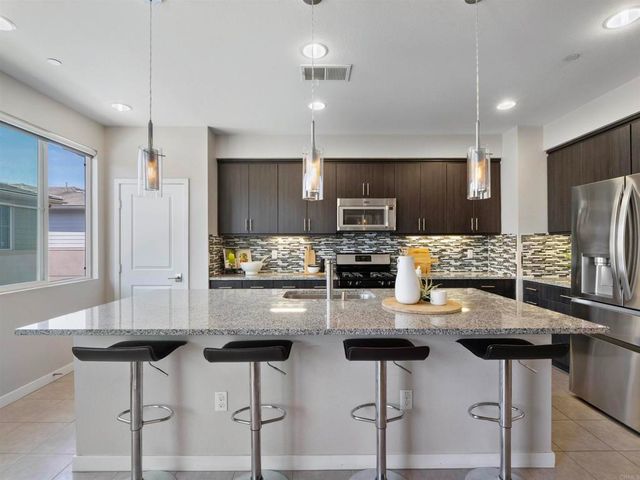 744 Trunorth Circle, Escondido, CA 92026