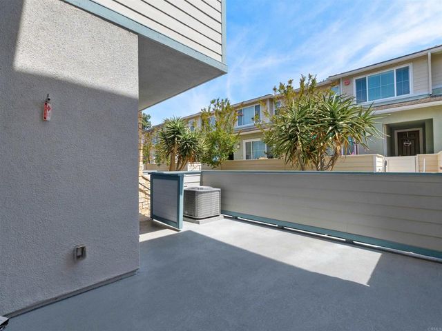 744 Trunorth Circle, Escondido, CA 92026