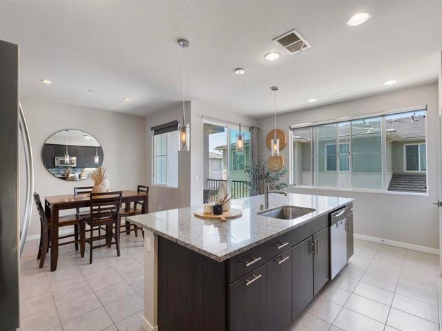 744 Trunorth Circle, Escondido, CA 92026
