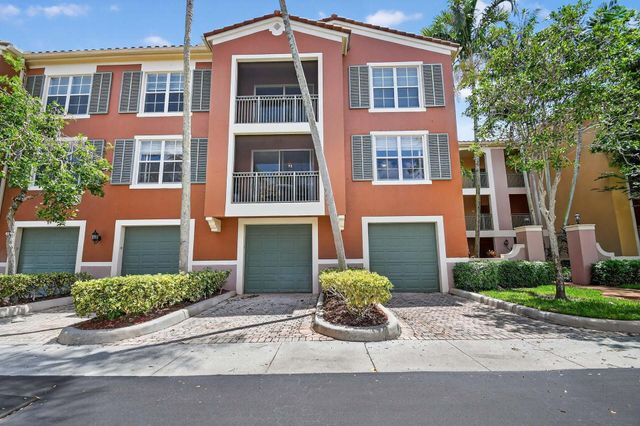 11740 St Andrews Place 206, Wellington, FL 33414