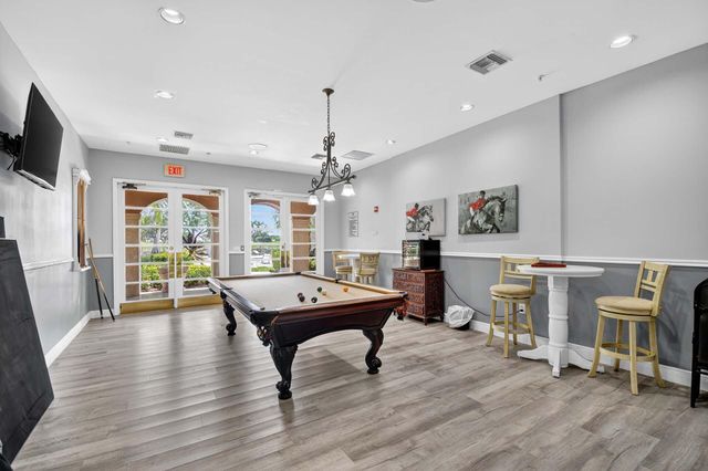 11740 St Andrews Place 206, Wellington, FL 33414