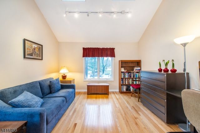 8 Tulip Cres 2D, Little Falls Twp., NJ 07424