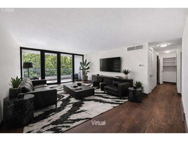 111 Sw HARRISON St 4F, Portland, OR 97201