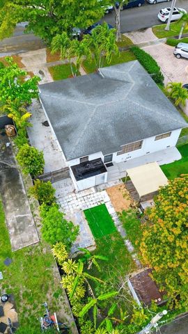 6336 SW 9th Street, West Miami, FL 33144