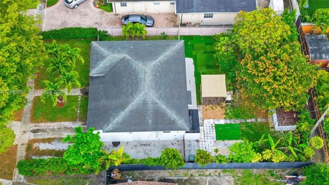 6336 SW 9th Street, West Miami, FL 33144