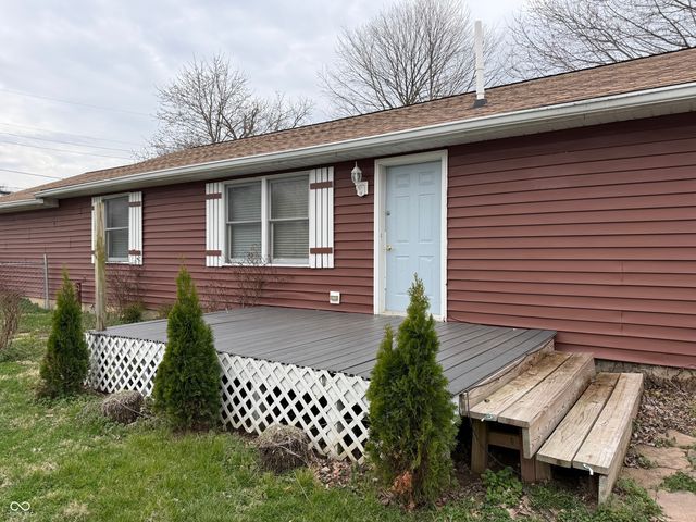 729 E Washington Street, Shelbyville, IN 46176