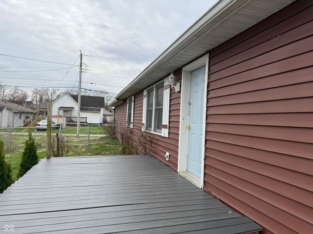 729 E Washington Street, Shelbyville, IN 46176