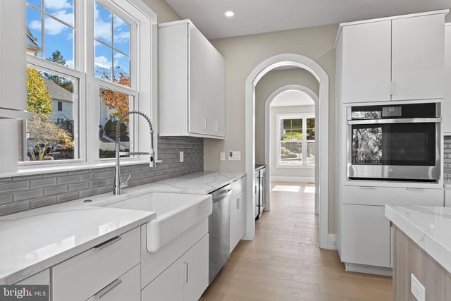 126 YELLOWSTONE RD, Plymouth Meeting, PA 19462