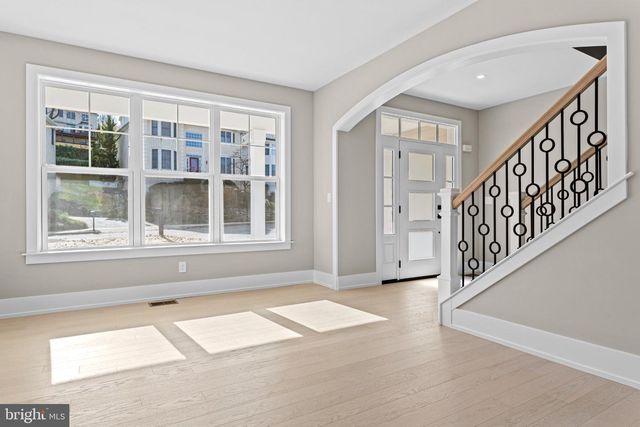126 YELLOWSTONE RD, Plymouth Meeting, PA 19462