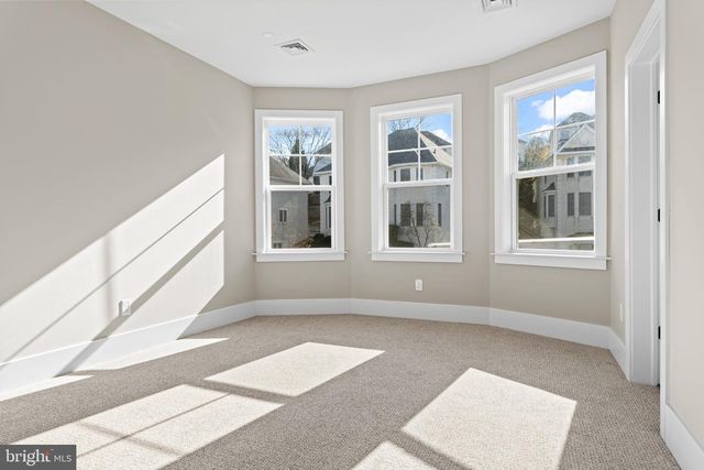 126 YELLOWSTONE RD, Plymouth Meeting, PA 19462
