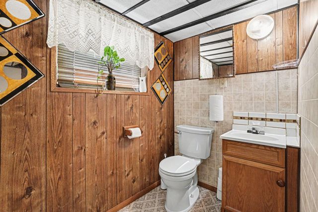 406 Woodlark Drive, Galesburg City, MI 49053