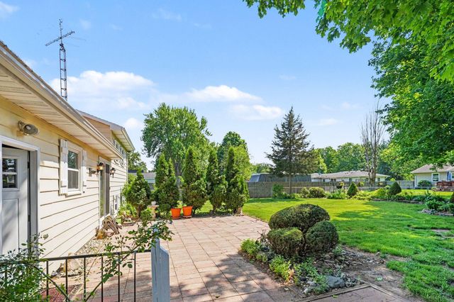 406 Woodlark Drive, Galesburg City, MI 49053