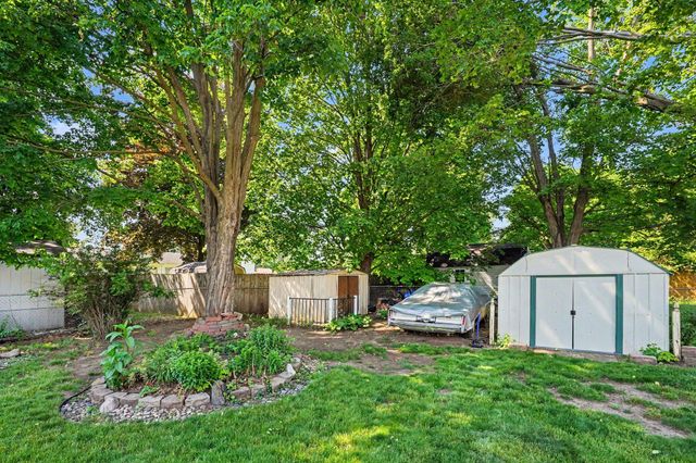 406 Woodlark Drive, Galesburg City, MI 49053