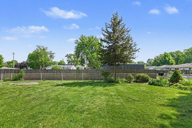 406 Woodlark Drive, Galesburg City, MI 49053