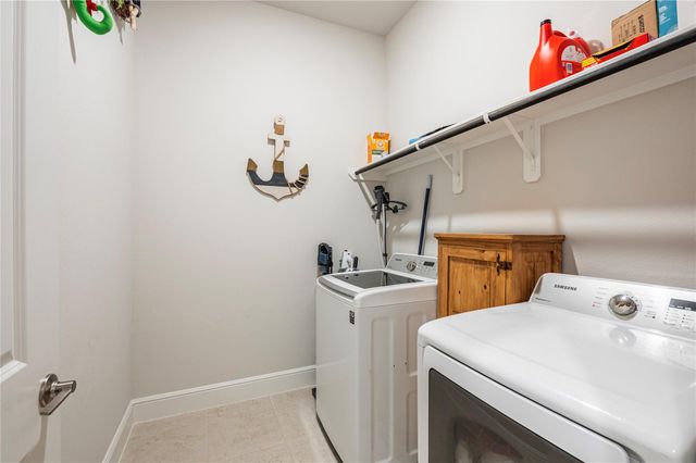 4921 Harbor Brooks Lane, League City, TX 77573