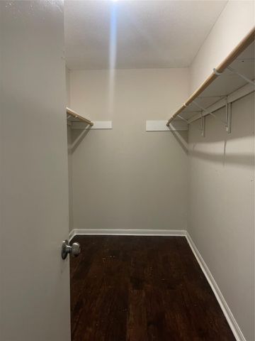 7715 Rolling Ridge Drive, Houston, TX 77072