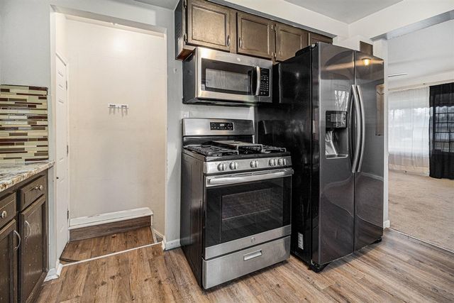 9127 Weddel Street, Taylor, MI 48180