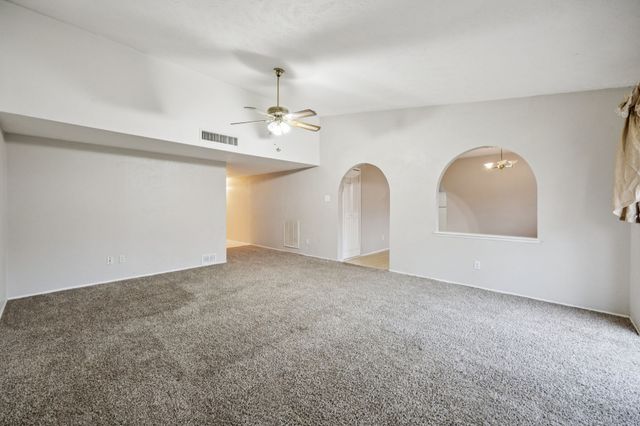 317 E Grenoble Drive, Grand Prairie, TX 75052