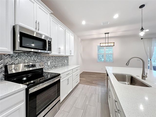 124 JUNO DRIVE, Groveland, FL 34736