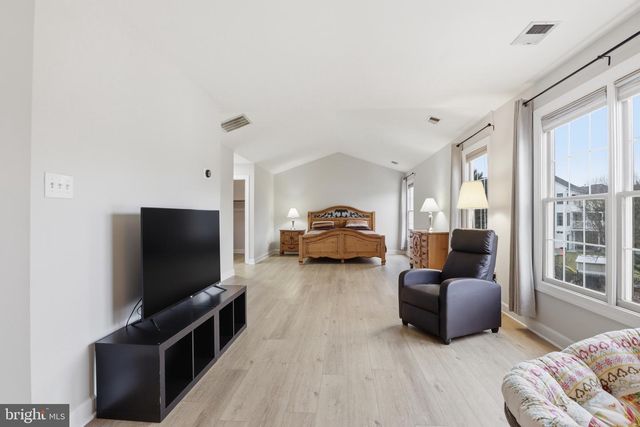 11418 TALL FOREST CIR, Germantown, MD 20876