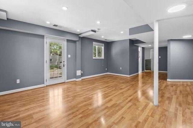 9112 GRIST MILL RD, Alexandria, VA 22309