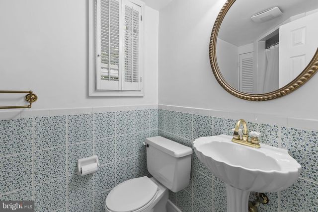 9112 GRIST MILL RD, Alexandria, VA 22309
