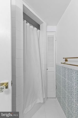 9112 GRIST MILL RD, Alexandria, VA 22309