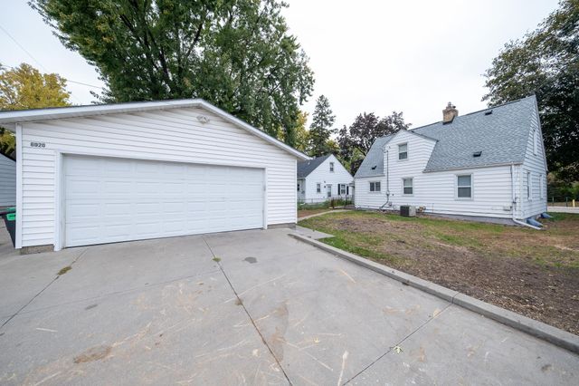 6920 Penn Avenue S, Richfield, MN 55423