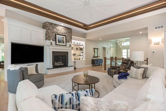 6634 Scioto Bluff Court, Powell, OH 43065