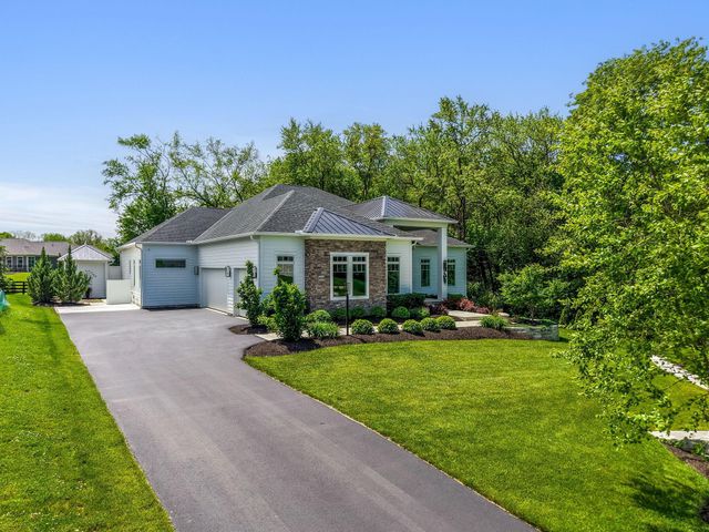 6634 Scioto Bluff Court, Powell, OH 43065