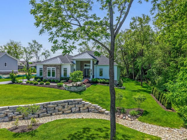 6634 Scioto Bluff Court, Powell, OH 43065