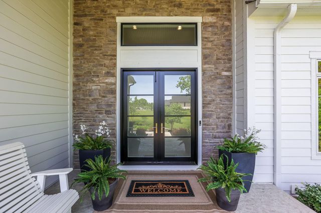 6634 Scioto Bluff Court, Powell, OH 43065