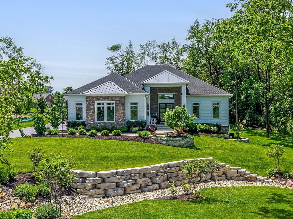 6634 Scioto Bluff Court, Powell, OH 43065