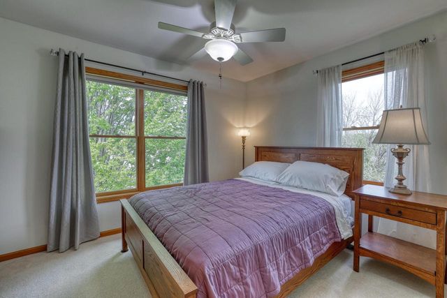 N58W24383 Clover DRIVE, Sussex, WI 53089