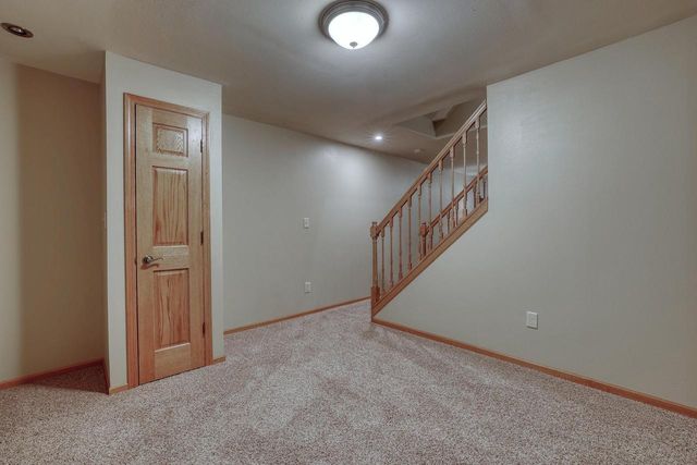 N58W24383 Clover DRIVE, Sussex, WI 53089