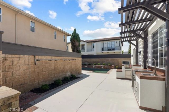 267 Mesa Dr, Costa Mesa, CA 92627