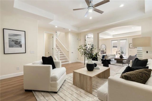 267 Mesa Dr, Costa Mesa, CA 92627