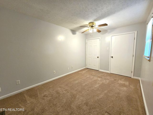 9430 N Ruggles Ferry Pike, Strawberry Plains, TN 37871