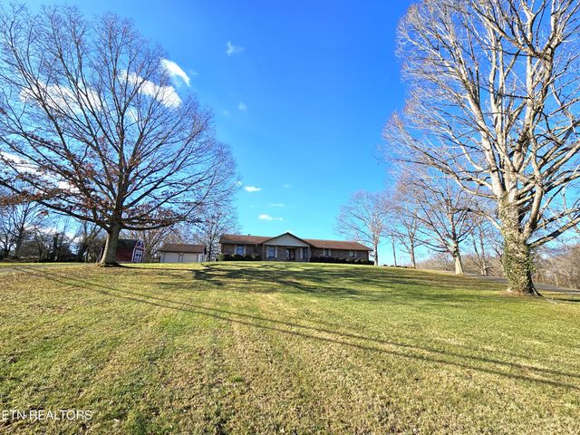 9430 N Ruggles Ferry Pike, Strawberry Plains, TN 37871